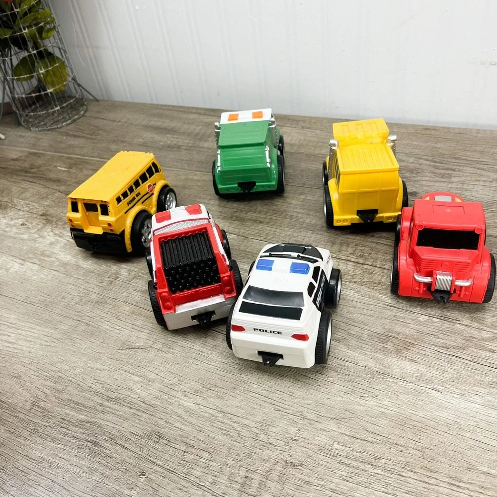 Kid Galaxy Toy Vehicle Lot School Bus Fire Truck Police Car Garbage Truck 6pc